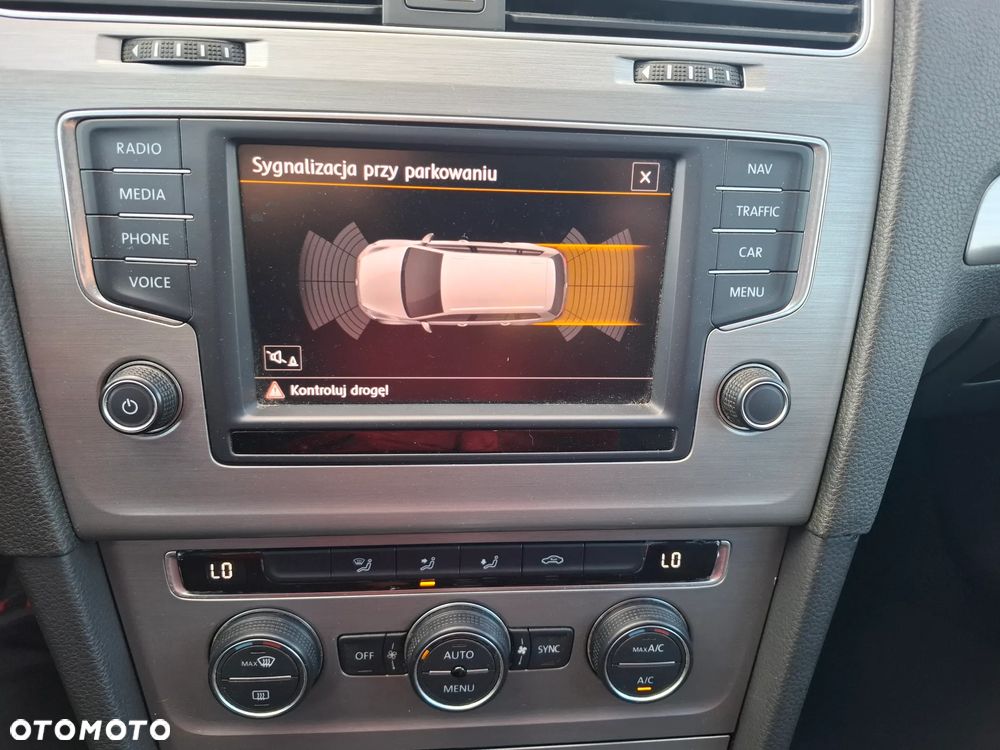 Volkswagen Golf - 14
