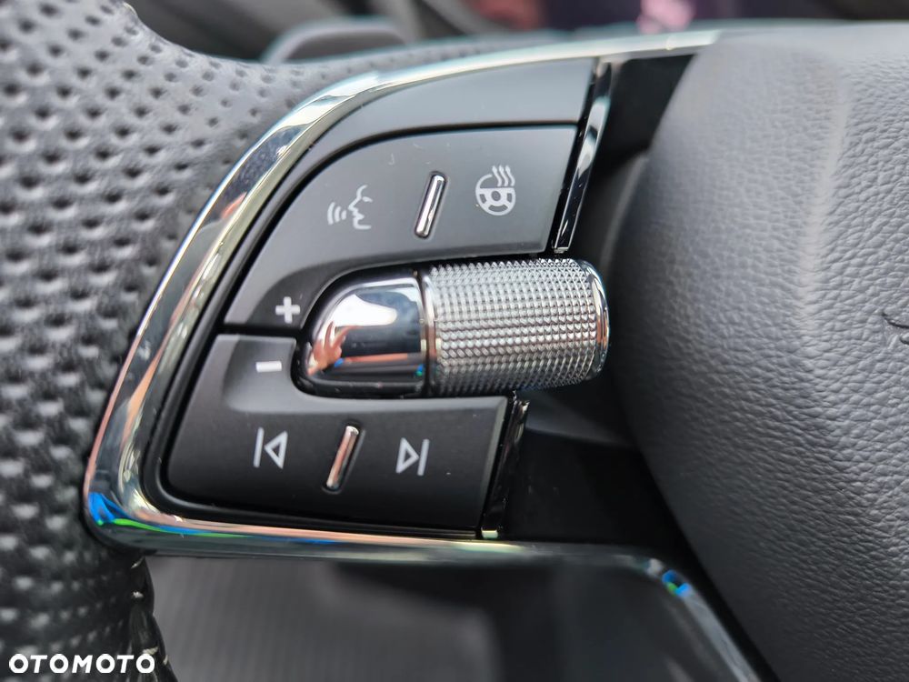 Skoda Superb 2.0 TDI SCR Sportline DSG - 26