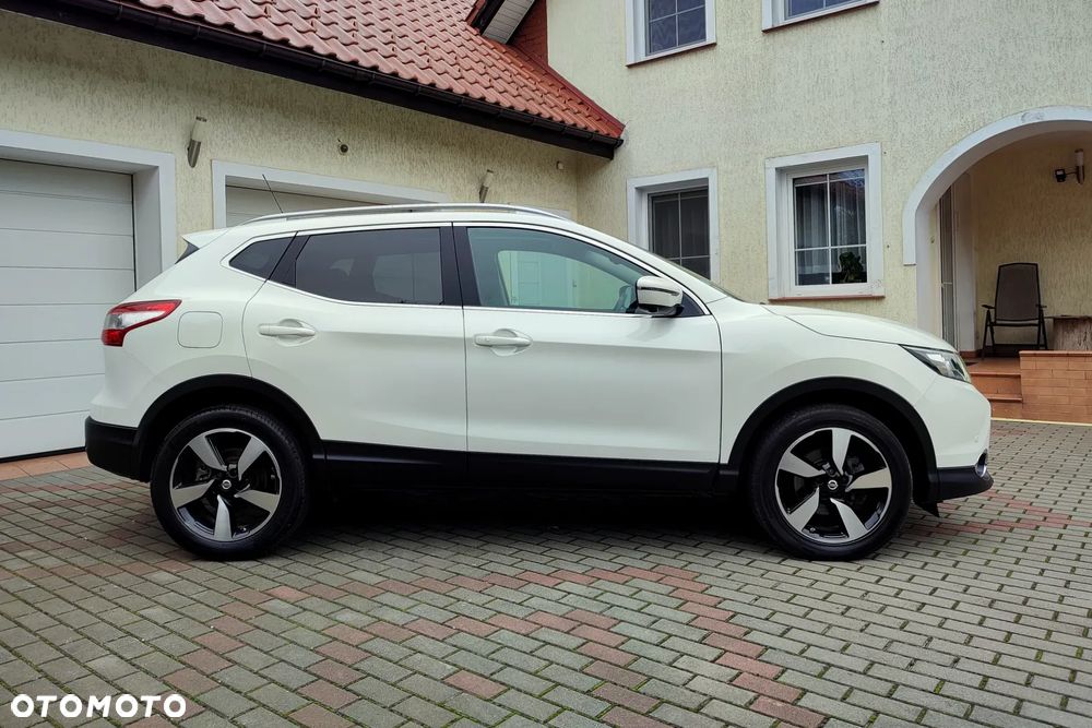 Nissan Qashqai 1.2 DIG-T Xtronic TEKNA - 25