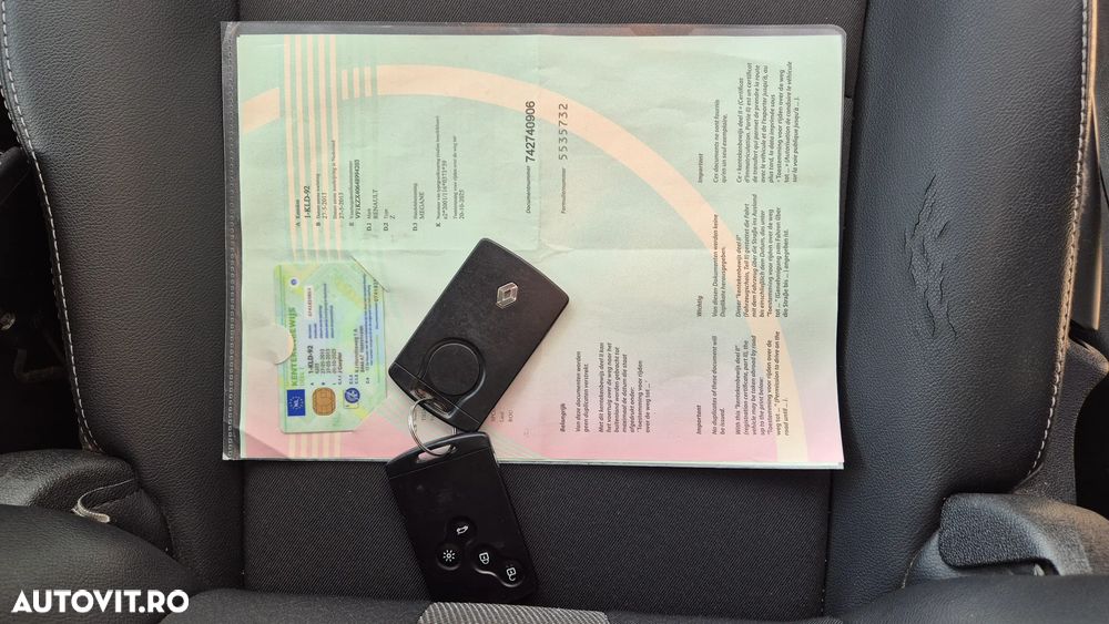 Renault Megane Grandtour ENERGY dCi 110 Start & Stopp Bose Edition - 8