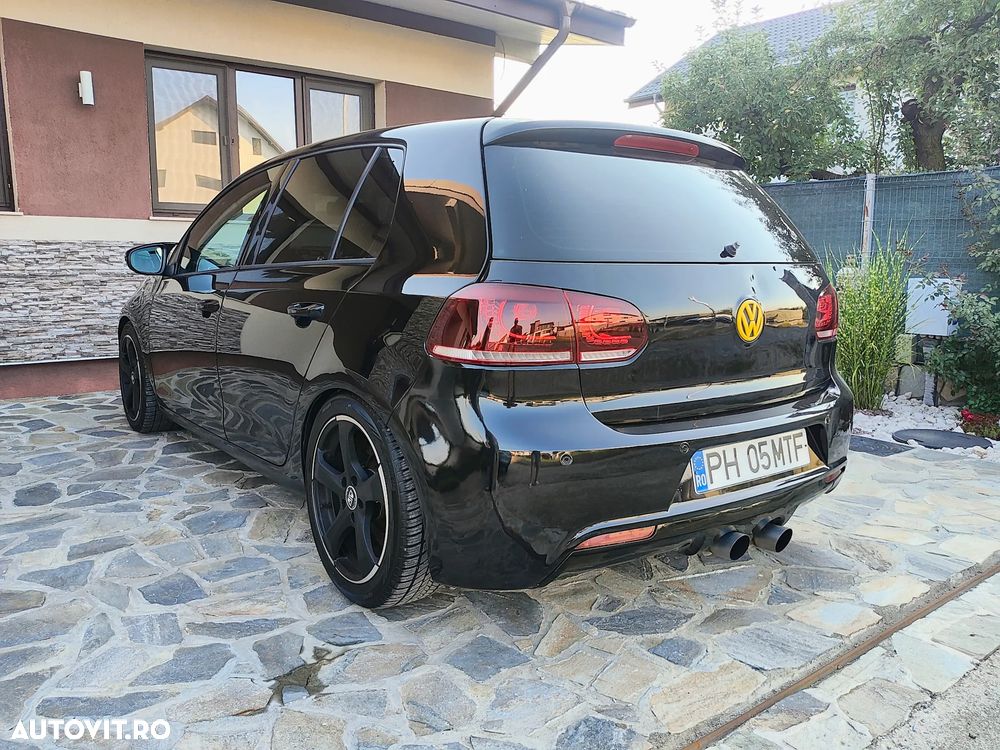 Volkswagen Golf 2.0 TDI BlueMotion Technology Comfortline - 4