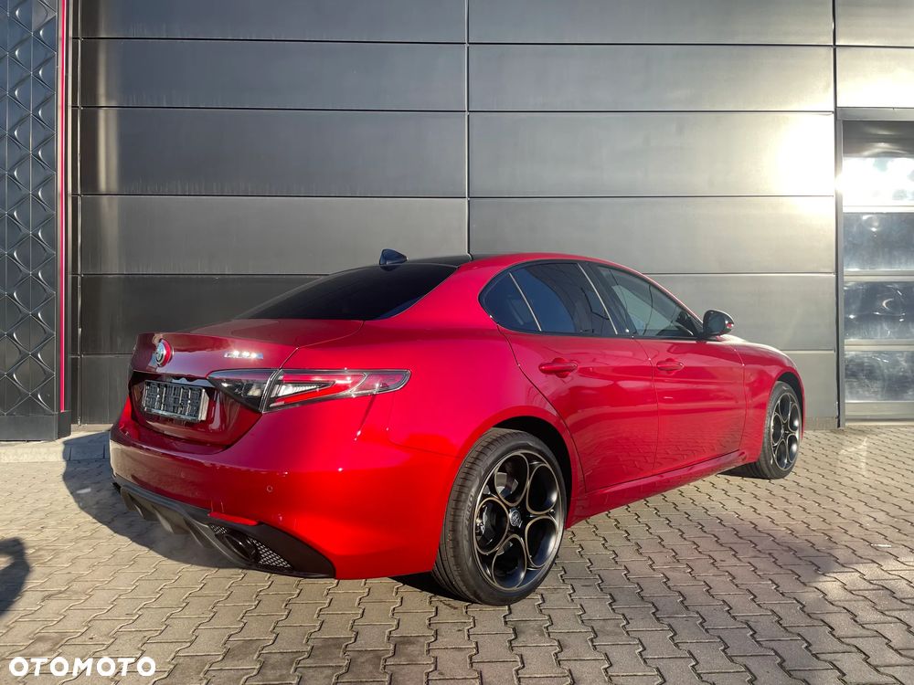 Alfa Romeo Giulia 2.0 Turbo Intensa Q4 - 5