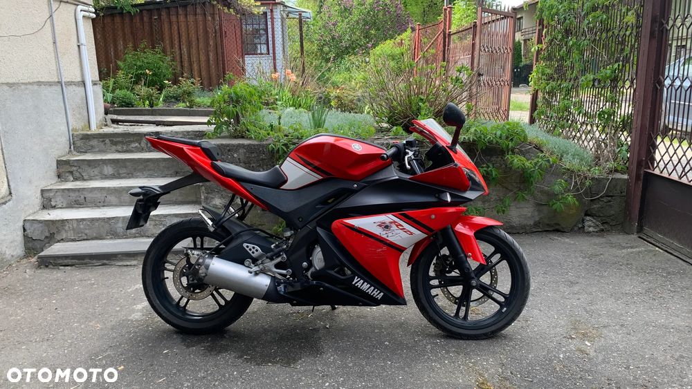 Yamaha YZF - 1