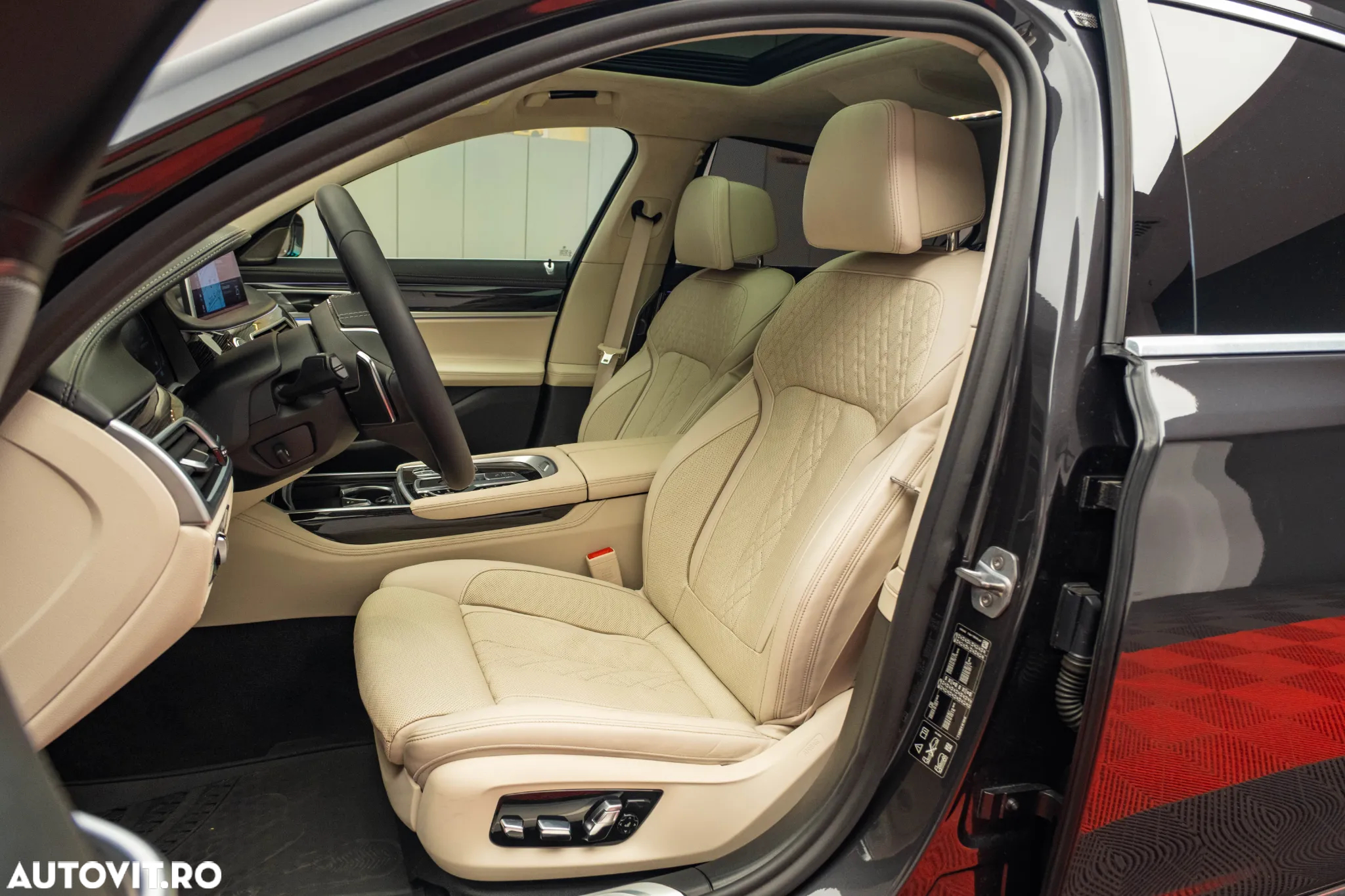 BMW Seria 7 750d xDrive - 17