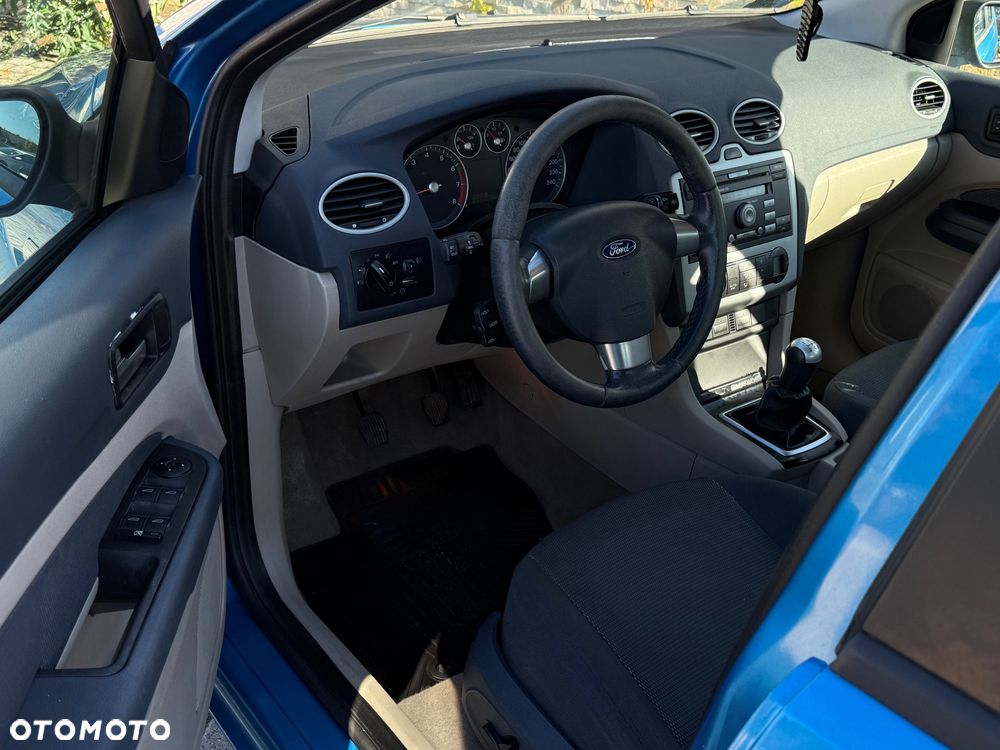 Ford Focus - 18