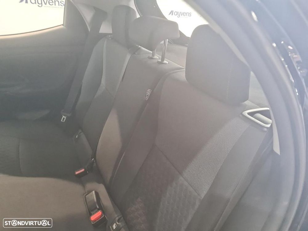 Toyota Yaris 1.5 HDF Comfort Plus - 10