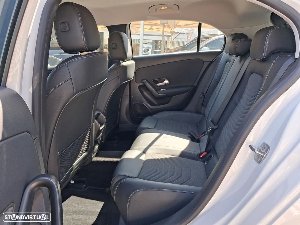 Mercedes-Benz A 200 Standard - 9