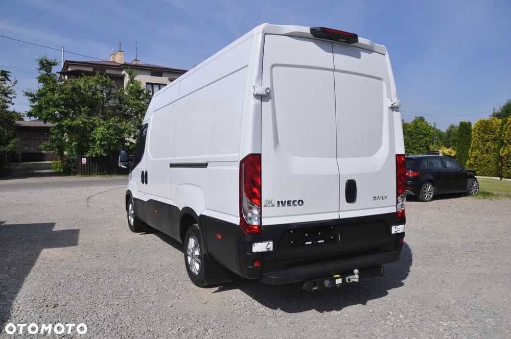 Iveco Daily - 12