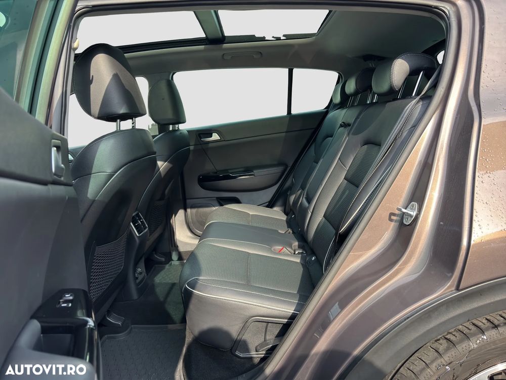 Kia Sportage 2,0 CRDI AWD Aut. Platinum - 9