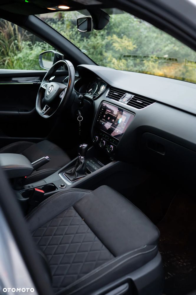 Skoda Octavia 2.0 TSI RS Challenge 245 - 11