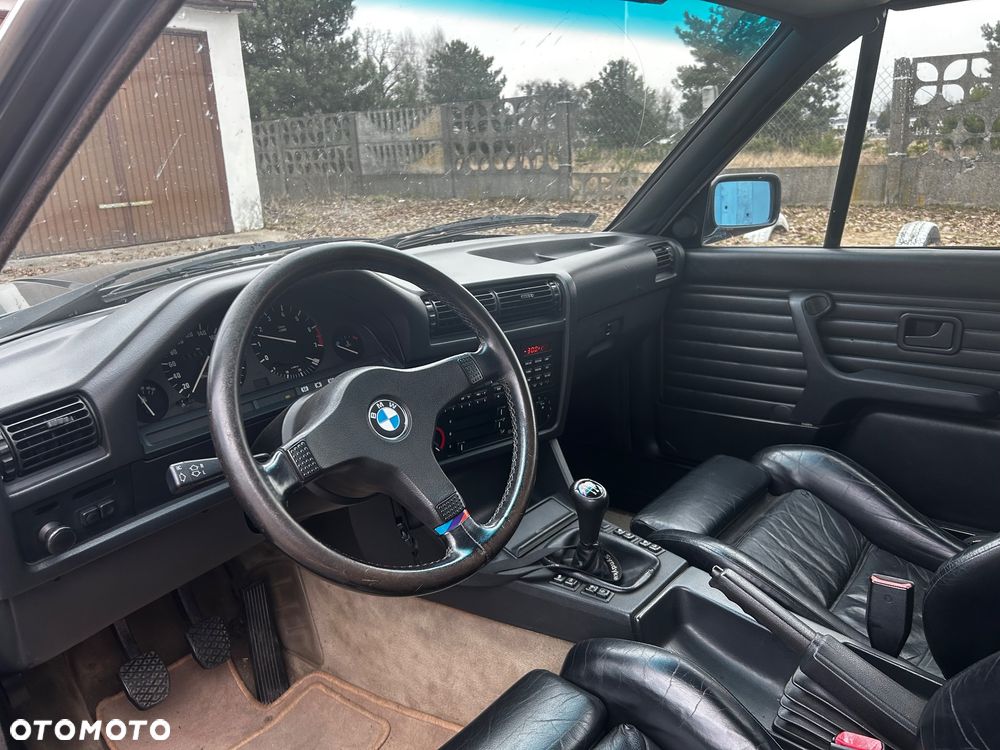 BMW Seria 3 325i - 9
