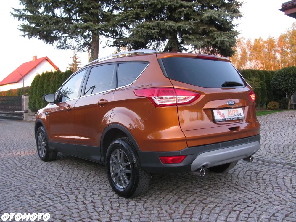 Ford Kuga 2.0 TDCi 2x4 Titanium - 34