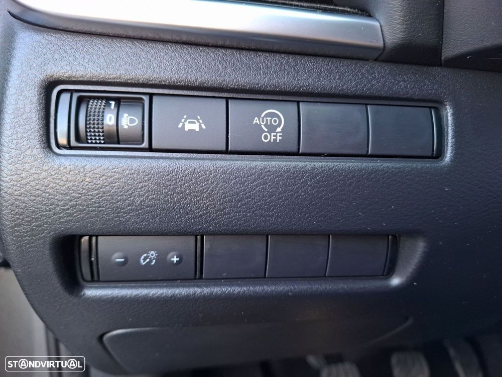 Nissan Qashqai 1.3 DIG-T N-Connecta LED+TT - 21