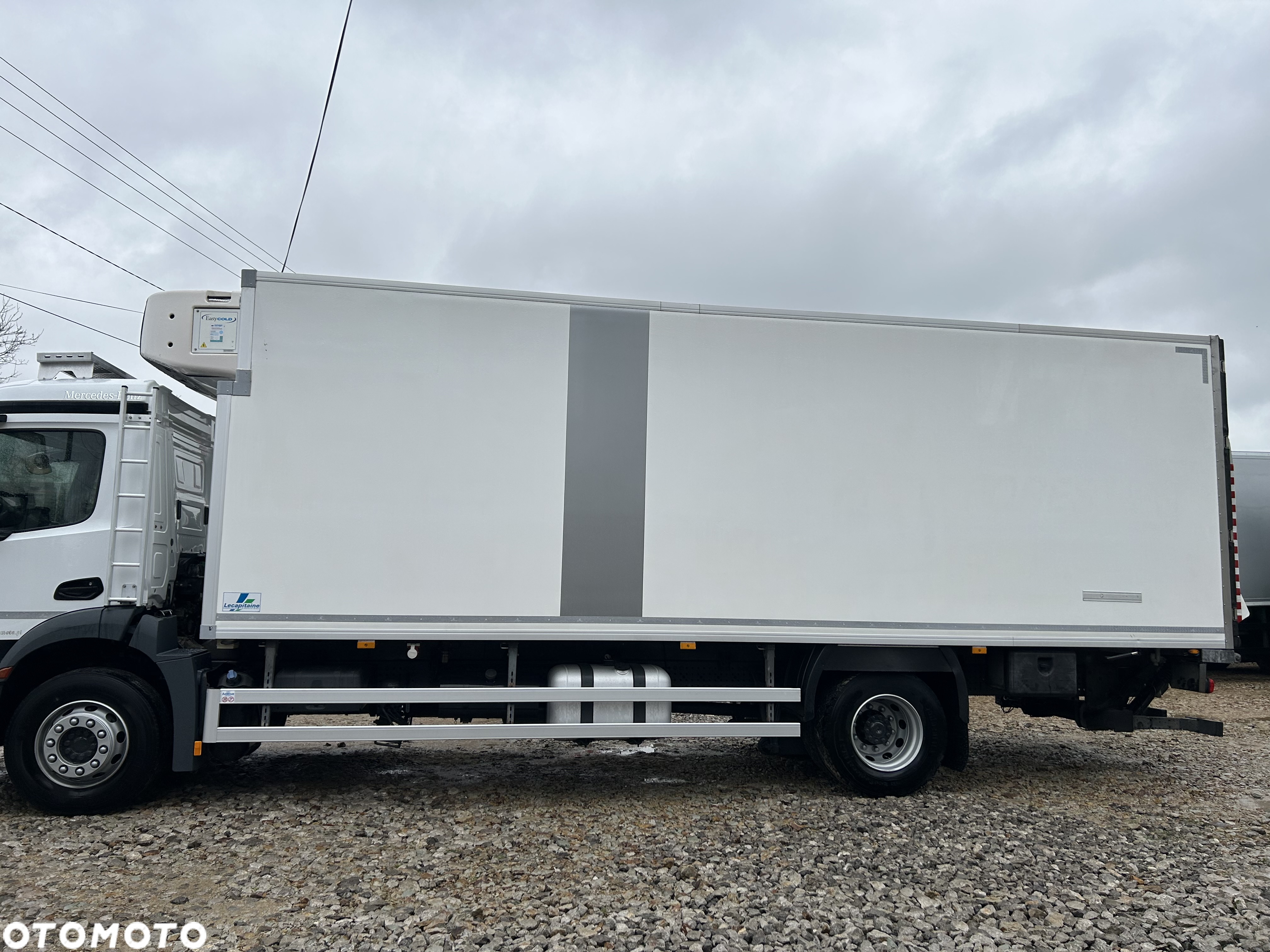 Mercedes-Benz Antos 1830 300k km !! CARRIER SUPRA 1150 DRZWI + winda / 7.7m 19palet / z Niemiec / KLIMA / Axor man Tgm THERMO King - 31