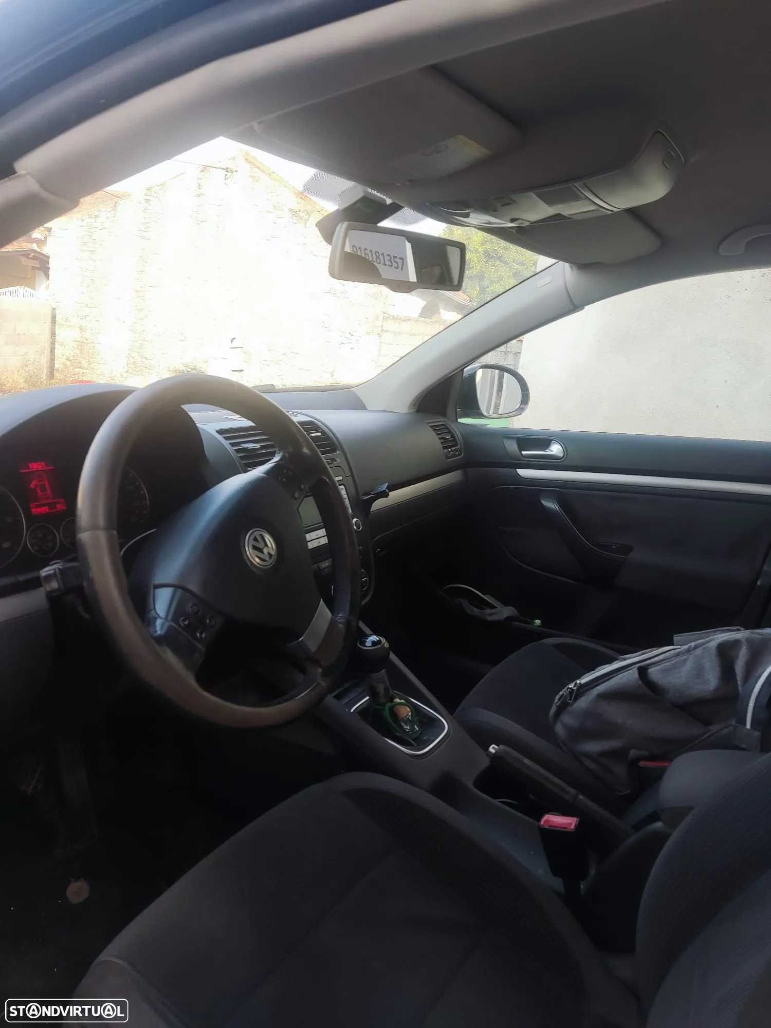 VW Jetta 1.9 TDi BlueM. Confortline - 14