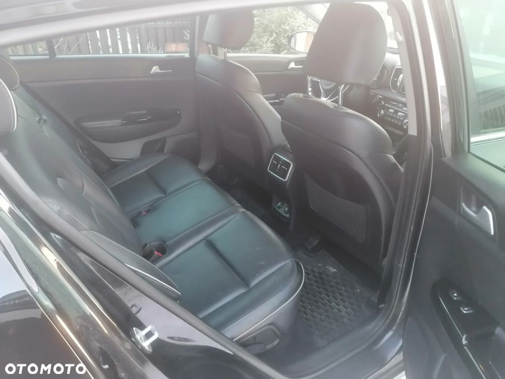 Kia Sportage 1.6 T-GDI Business Line 4WD DCT - 12