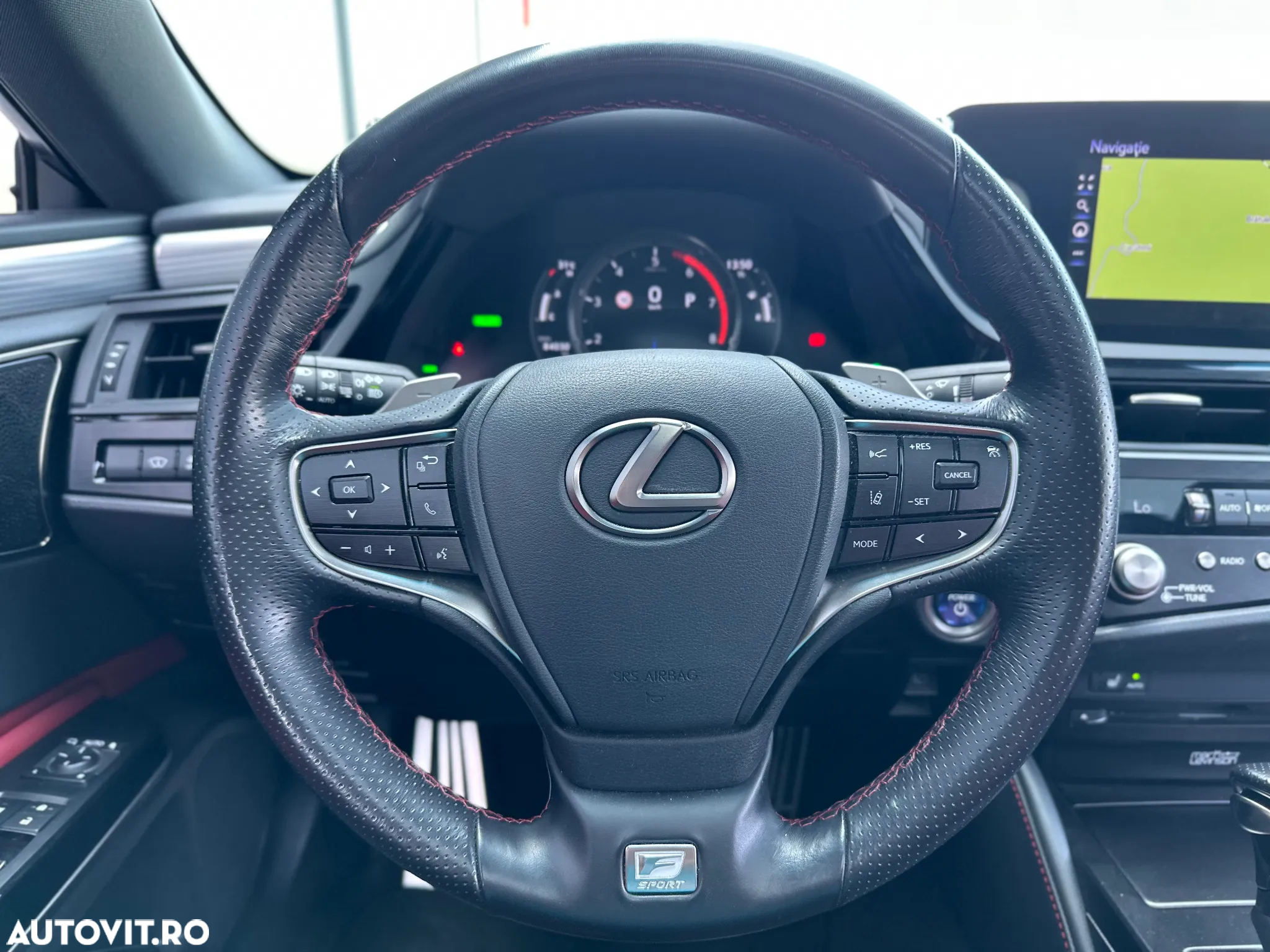 Lexus Seria ES 300h F Sport+ - 17