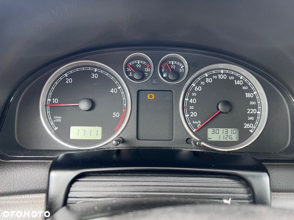 Volkswagen Passat 1.9 TDI Basis - 6