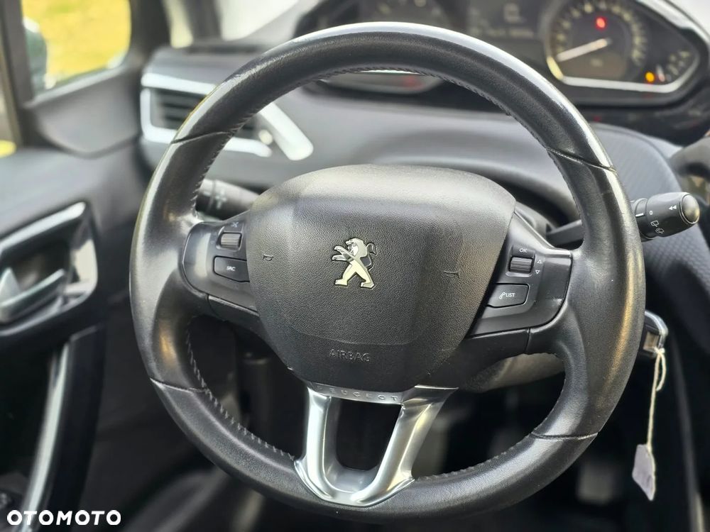 Peugeot 208 PureTech 82 Start & Stop Style - 20