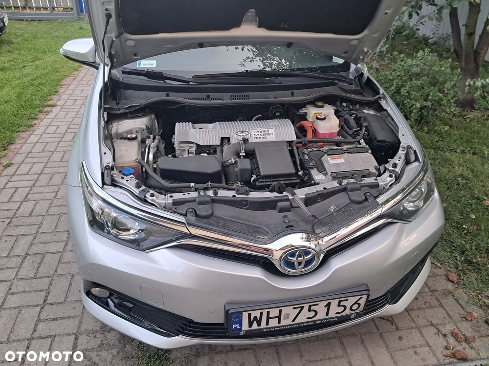 Toyota Auris Hybrid 135 Premium - 6