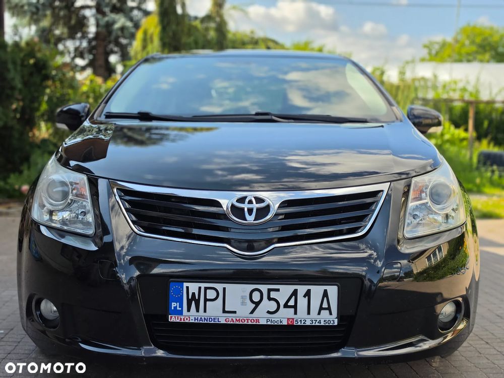 Toyota Avensis - 1