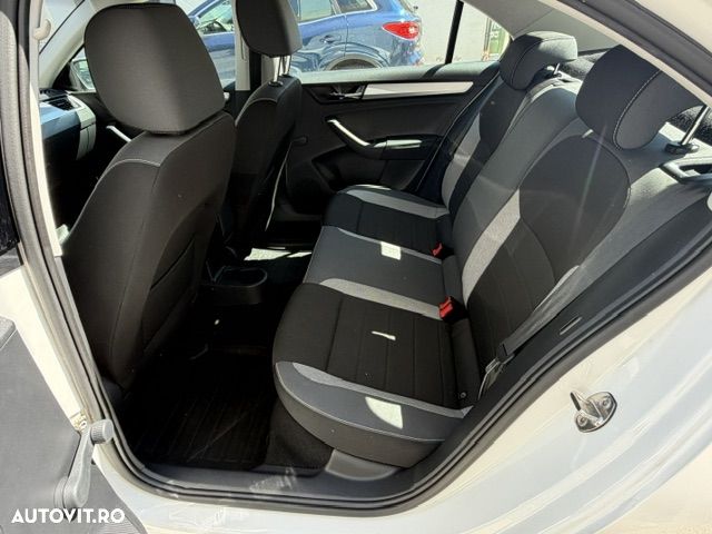 Skoda RAPID - 4