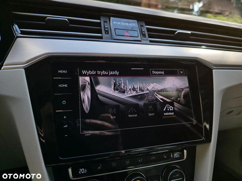 Volkswagen Passat Variant 2.0 TDI EVO Elegance DSG - 23