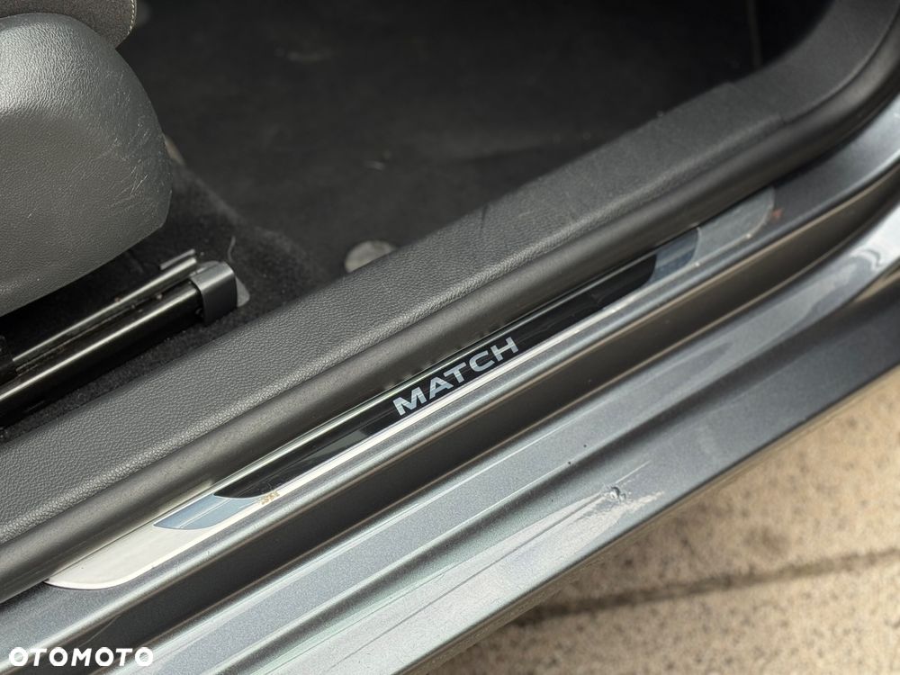 Volkswagen Golf 1.6 TDI DPF BlueMotion Technology MATCH - 14