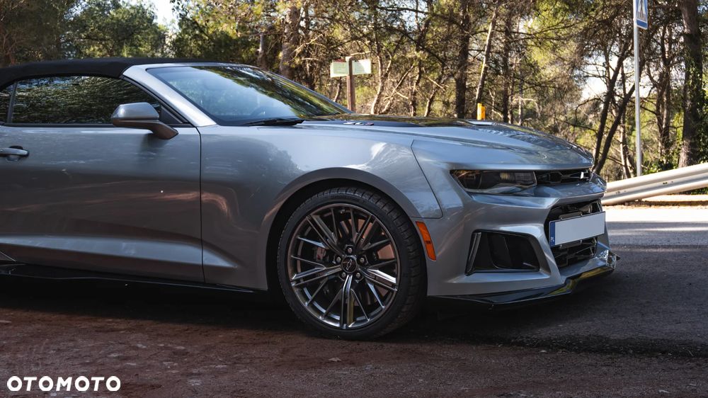 Chevrolet Camaro - 21