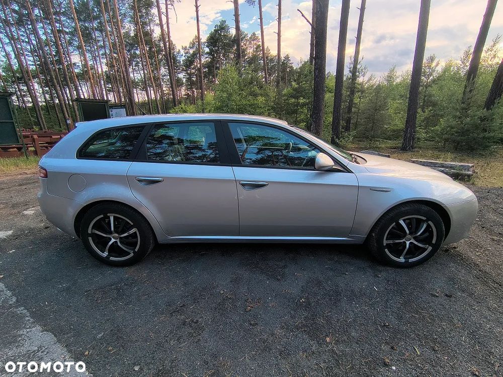Alfa Romeo 159 - 5