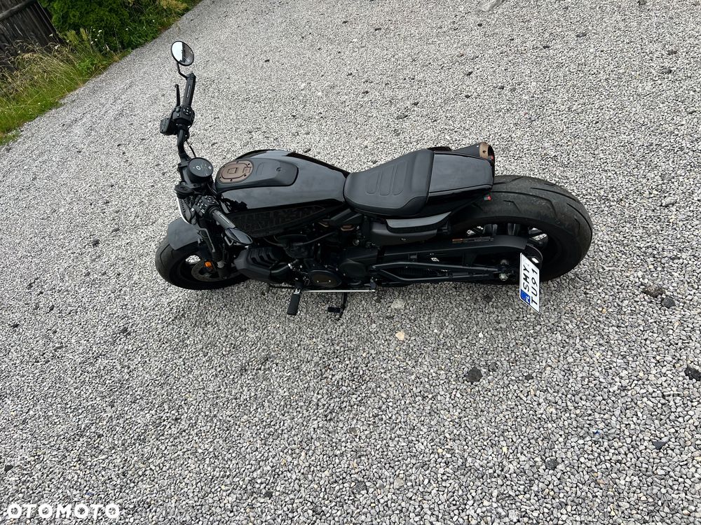 Harley-Davidson Sportster - 11