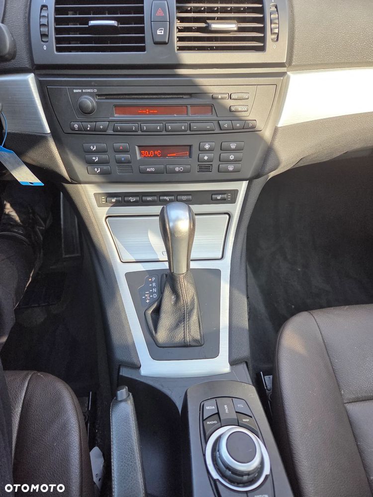 BMW X3 xDrive20d - 17