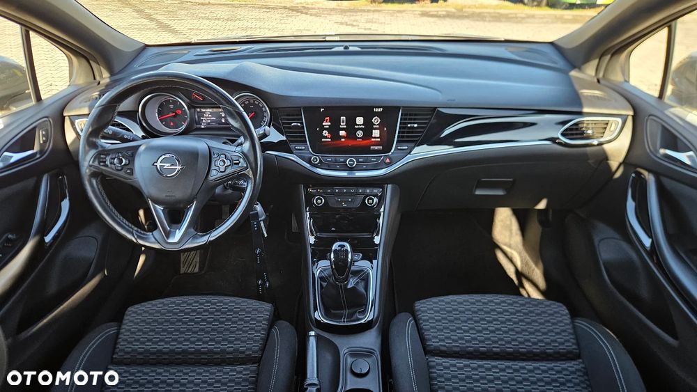 Opel Astra 1.4 T Dynamic - 7