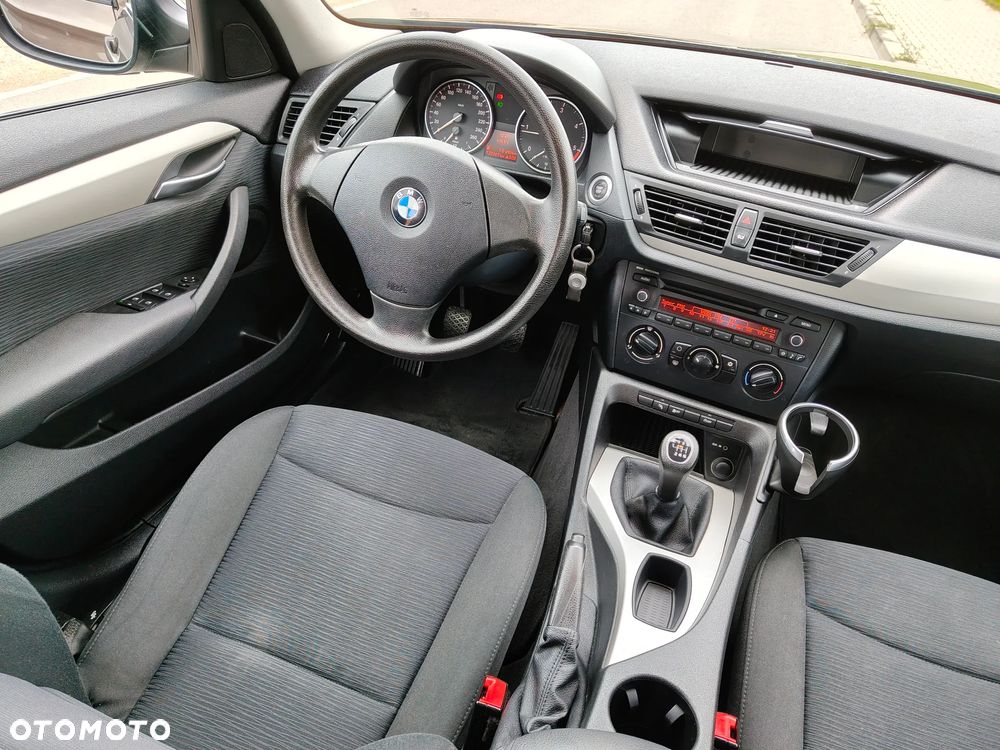 BMW X1 sDrive18d - 36