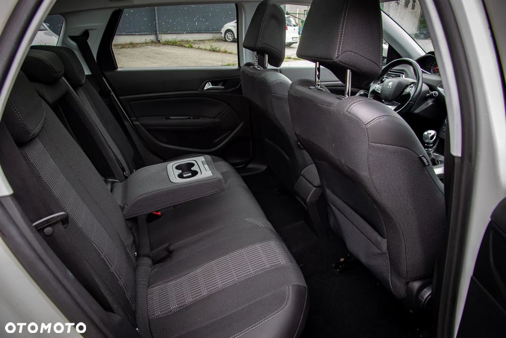 Peugeot 308 PureTech 130 GPF Stop & Start Allure - 13