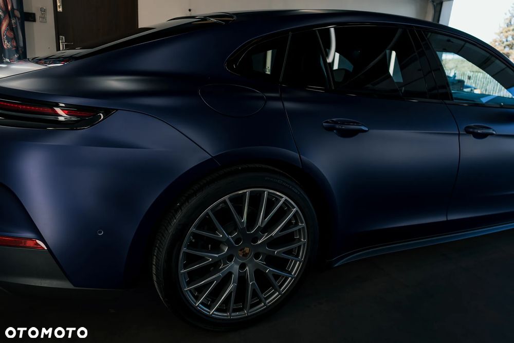 Porsche Panamera 4 - 6