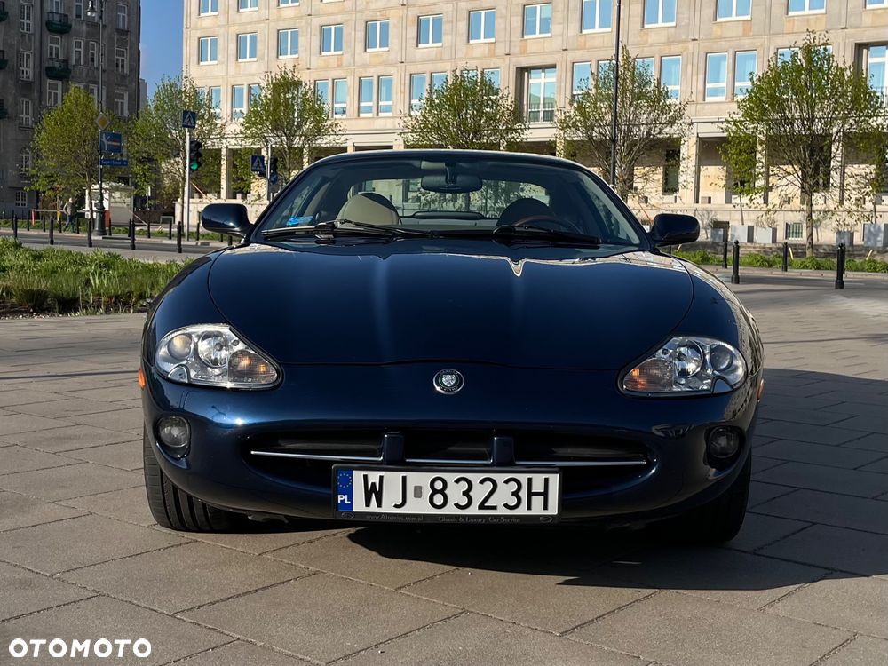 Jaguar XK8 - 10