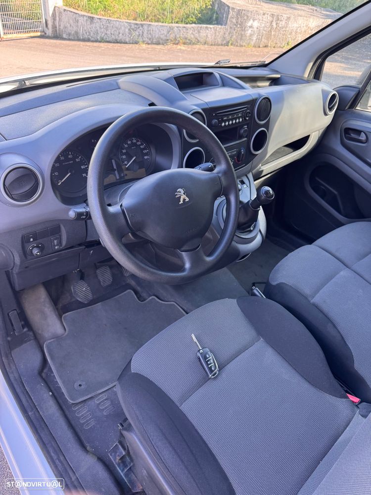 Peugeot Partner - 13
