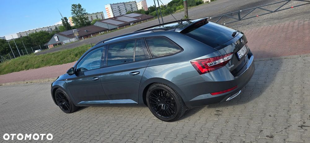 Skoda Superb 1.5 TSI ACT Sportline DSG - 25