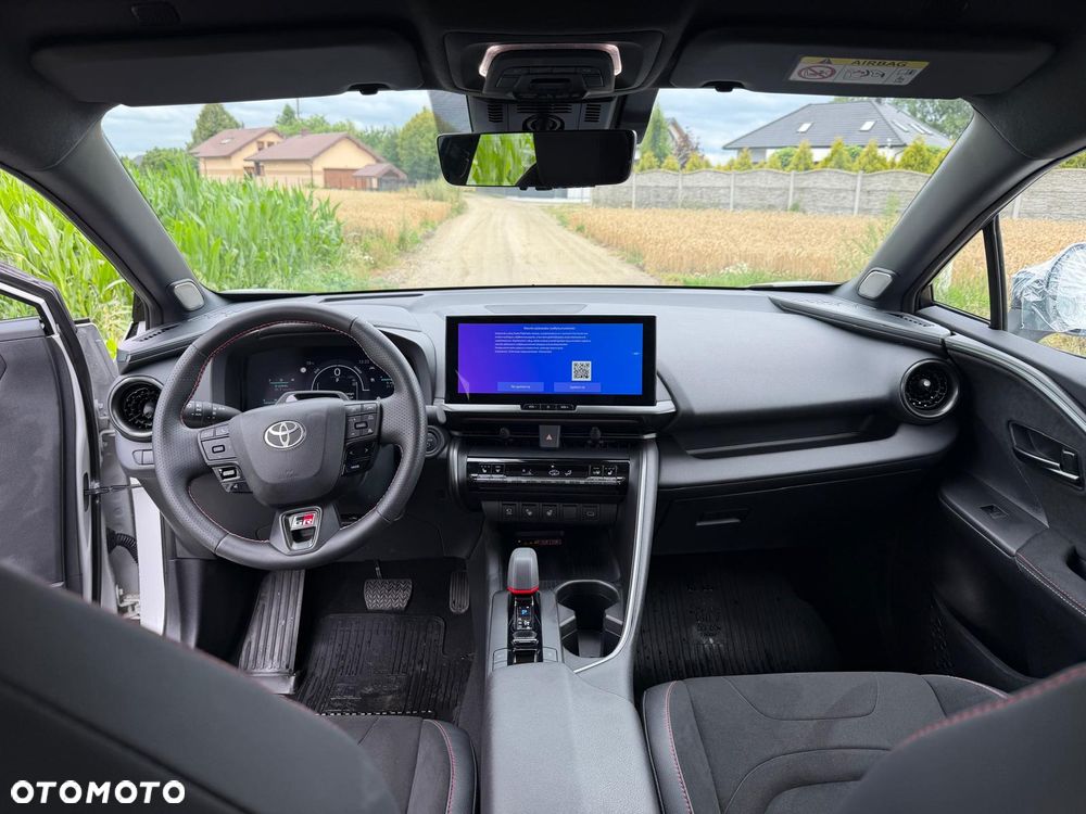 Toyota C-HR 2.0 GR SPORT - 22