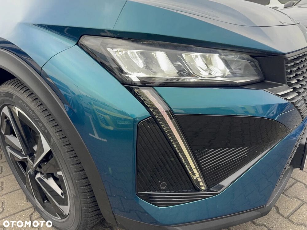 Peugeot 408 - 9