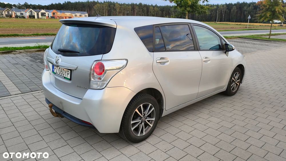 Toyota Verso 1.6 D-4D 7-Sitzer Start/Stop Skyview Edition - 3