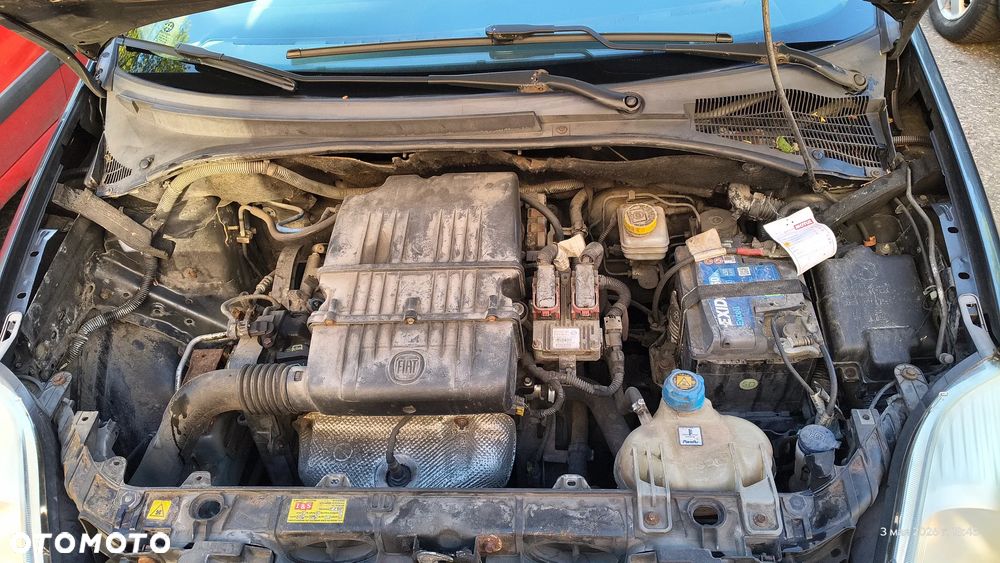 Fiat Punto 1.2 8V - 11