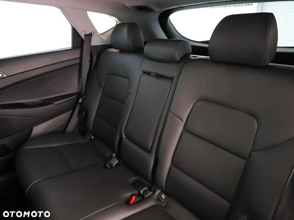 Hyundai Tucson 2.0 CRDI 2WD Style - 18