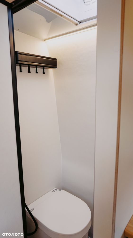 Mercedes-Benz Sprinter 907.235 - 9