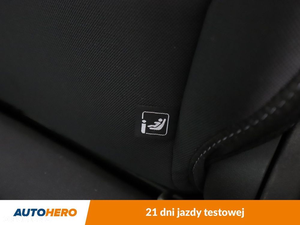 Ford Kuga - 32