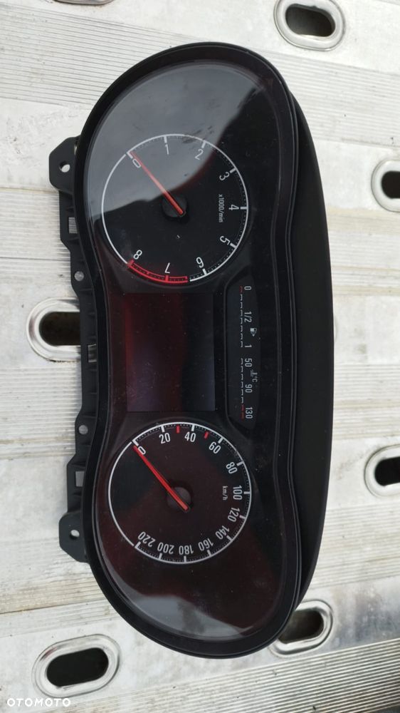 Opel Corsa E licznik zegary 39129453 - 1
