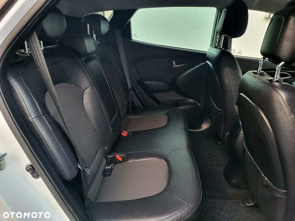 Hyundai ix35 - 15