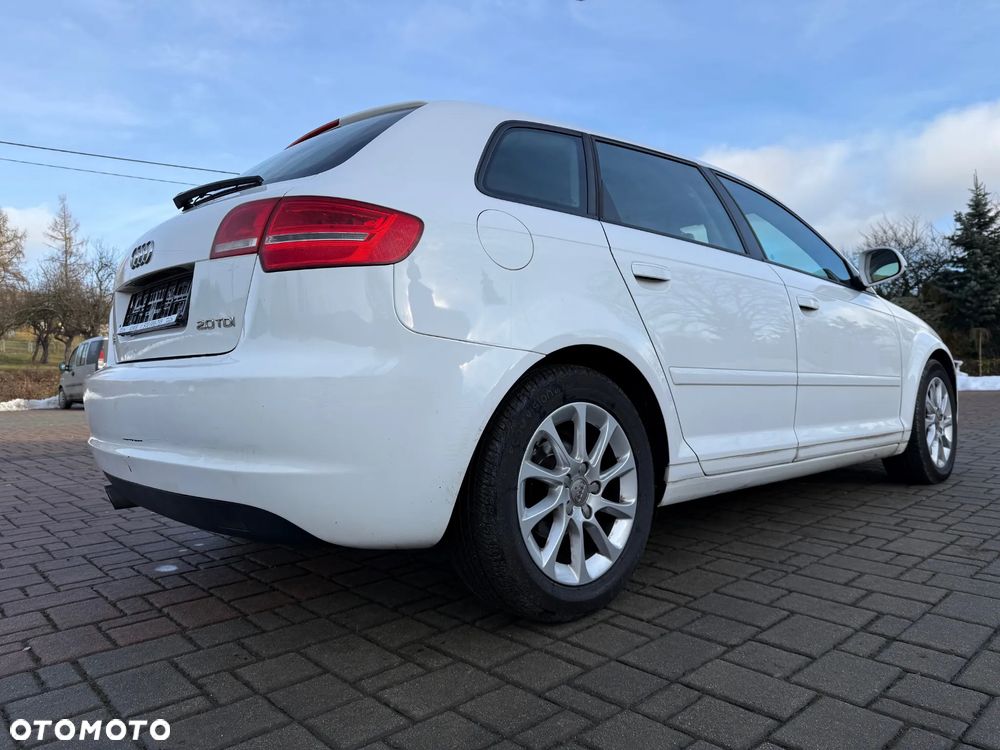 Audi A3 Sportback 2.0 TDI DPF S tronic Ambiente - 6