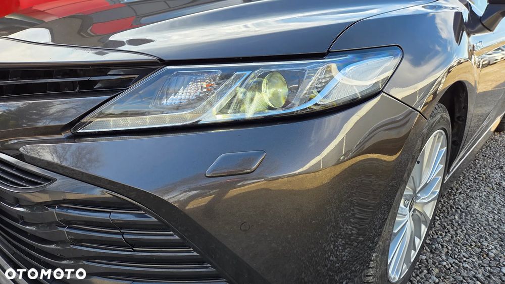 Toyota Camry 2.5 Hybrid Executive CVT - 7